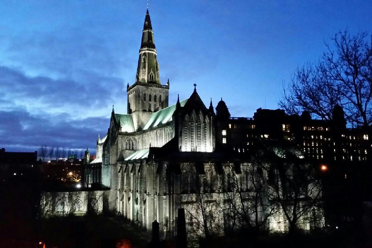 Glasgow illumina la Scozia moderna: viaggio tra arte vibrante, musica e nuove tendenze urbane